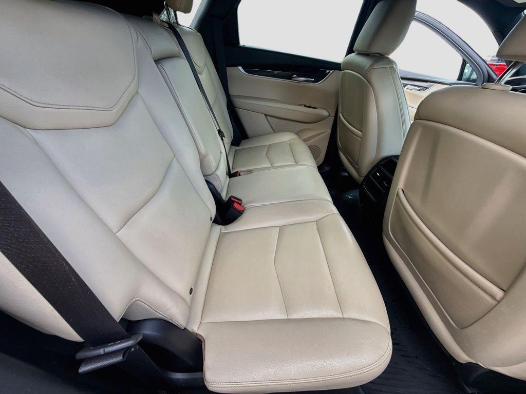 2017 Cadillac XT5 - $12,222