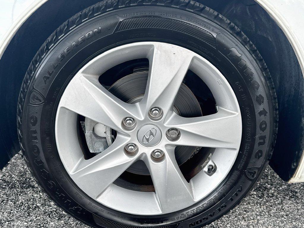 2013 Hyundai Elantra - $6,400