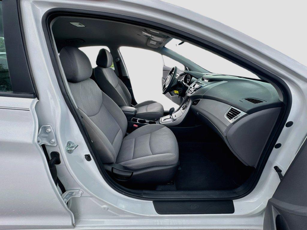 2013 Hyundai Elantra - $6,400