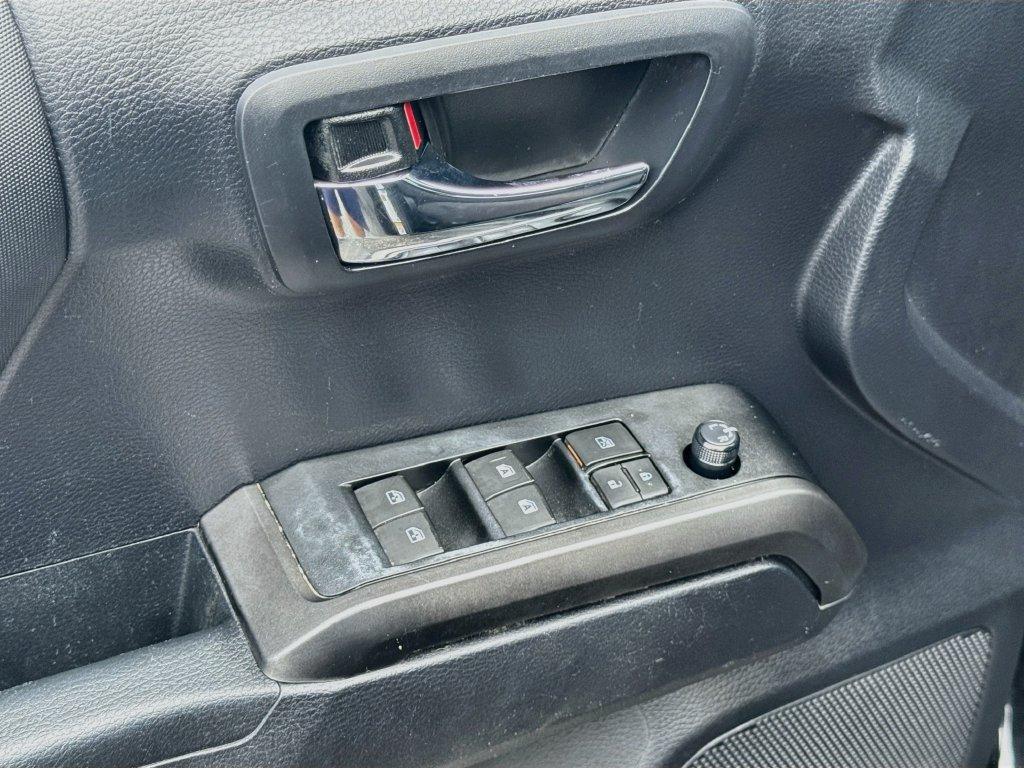 2019 Toyota Tacoma - $29,777