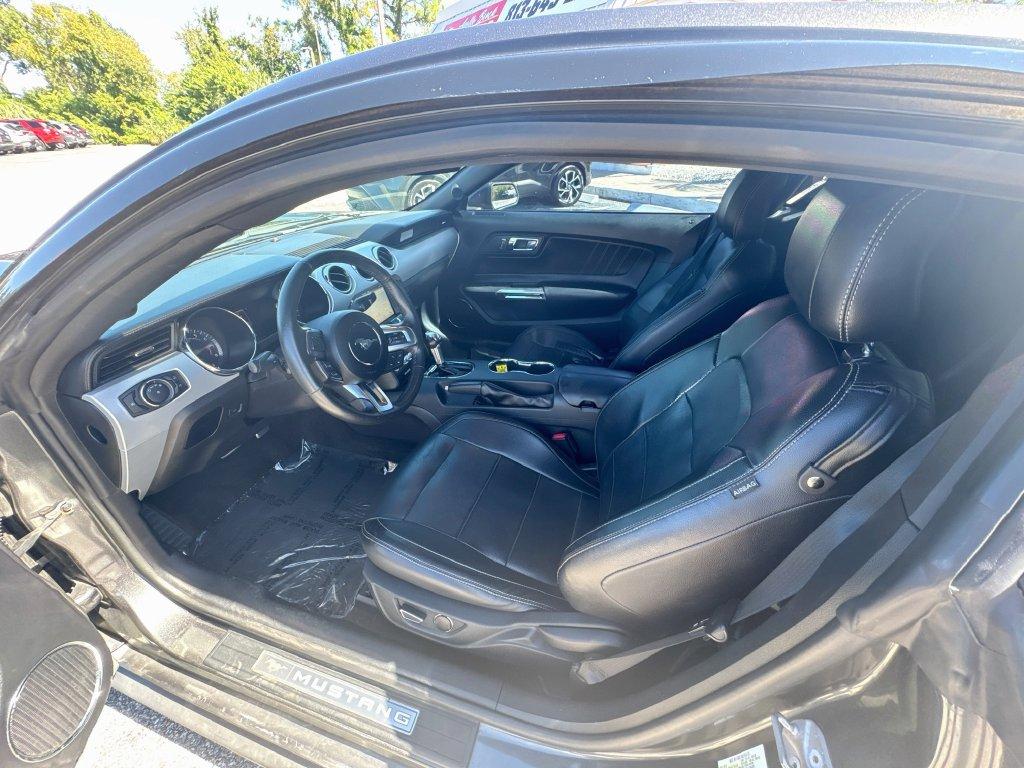 2017 Ford Mustang - $17,999