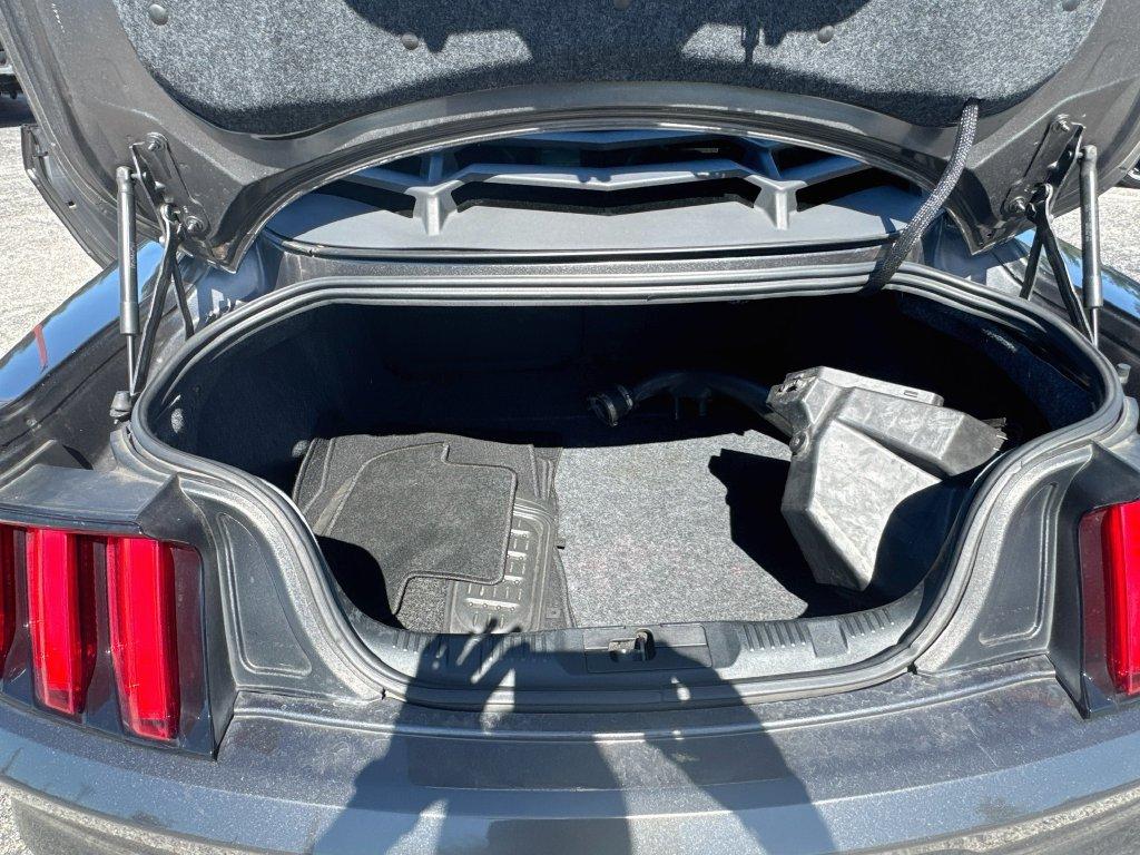2017 Ford Mustang - $17,999