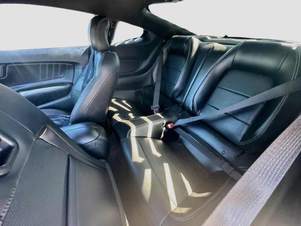 2017 Ford Mustang - $17,999