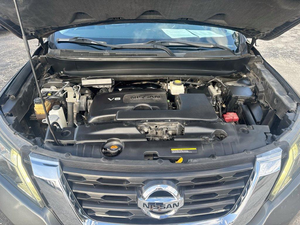2017 Nissan Pathfinder - $13,991