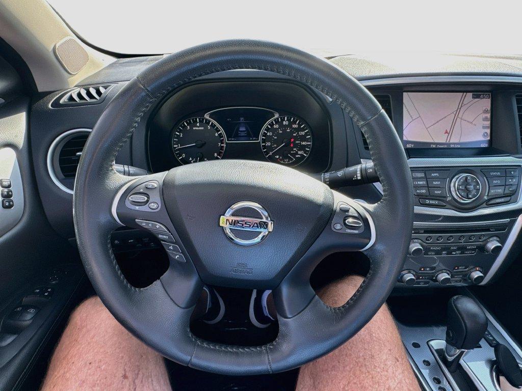 2017 Nissan Pathfinder - $13,991