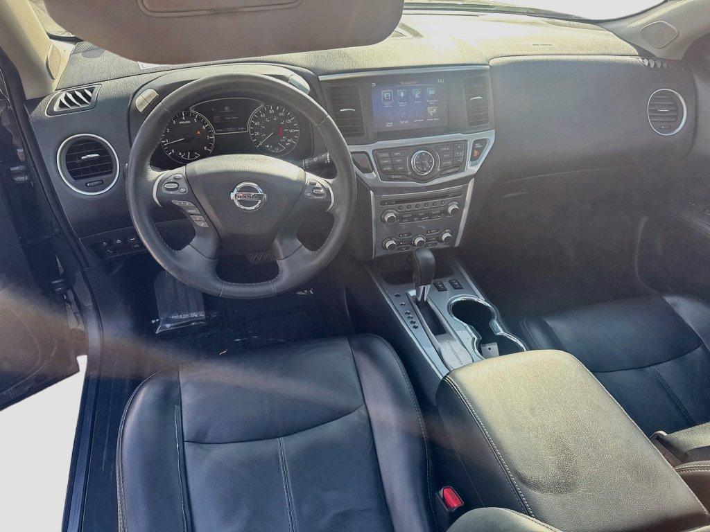 2017 Nissan Pathfinder - $13,991