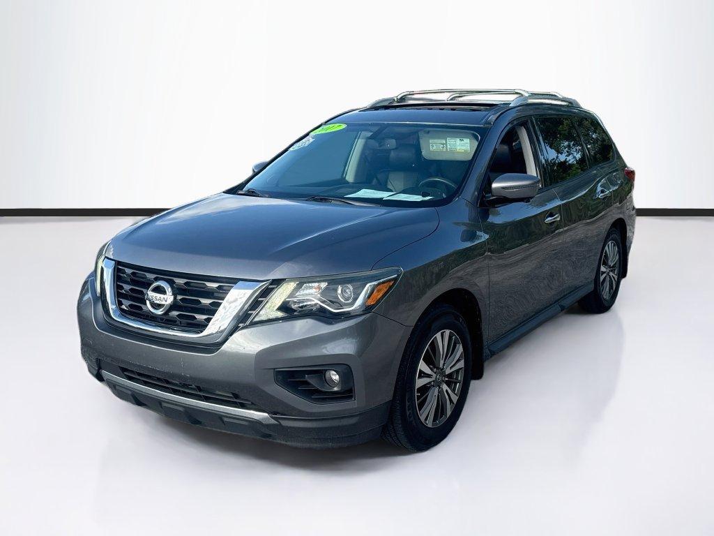 2017 Nissan Pathfinder - $13,991