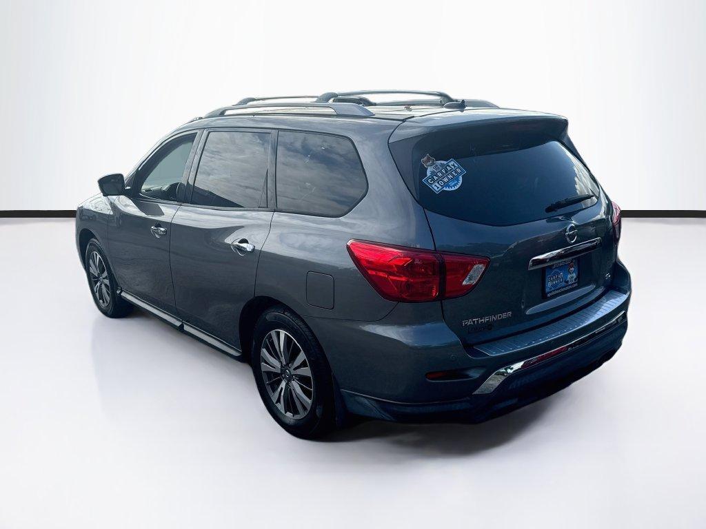 2017 Nissan Pathfinder - $13,991