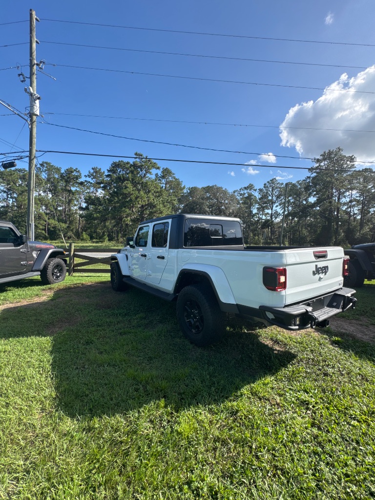 2021 Jeep Gladiator