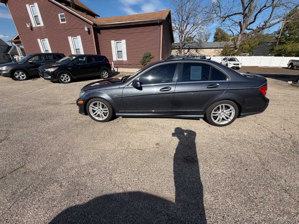 2013 Mercedes-Benz C-Class - $6,700