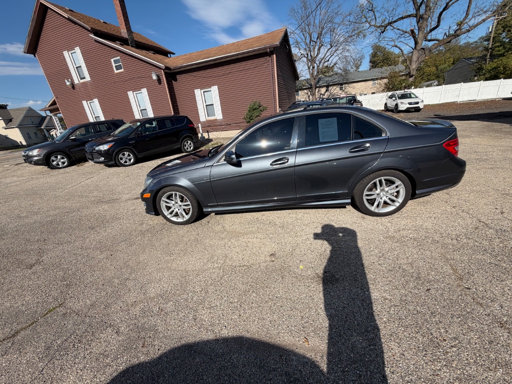 2013 Mercedes-Benz C-Class - $6,700