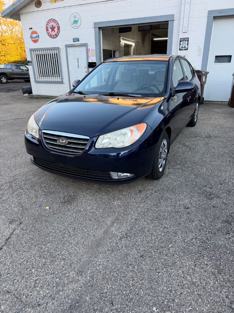2009 Hyundai Elantra - $3,800