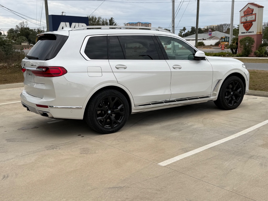 2019 BMW X7 - $27,999