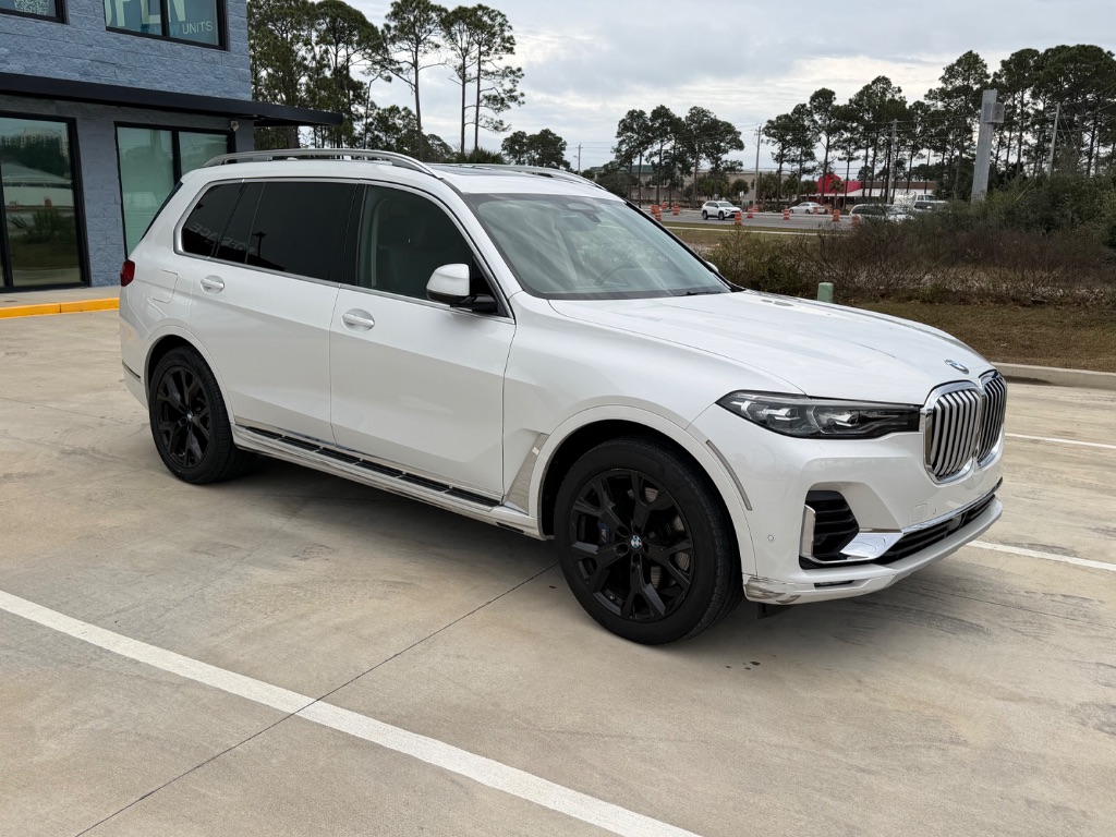 2019 BMW X7 - $27,999