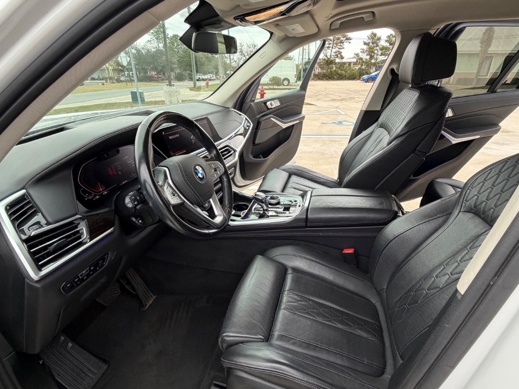 2019 BMW X7 - $27,999