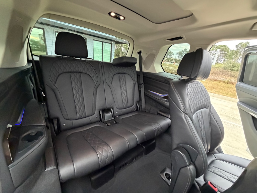 2019 BMW X7 - $27,999