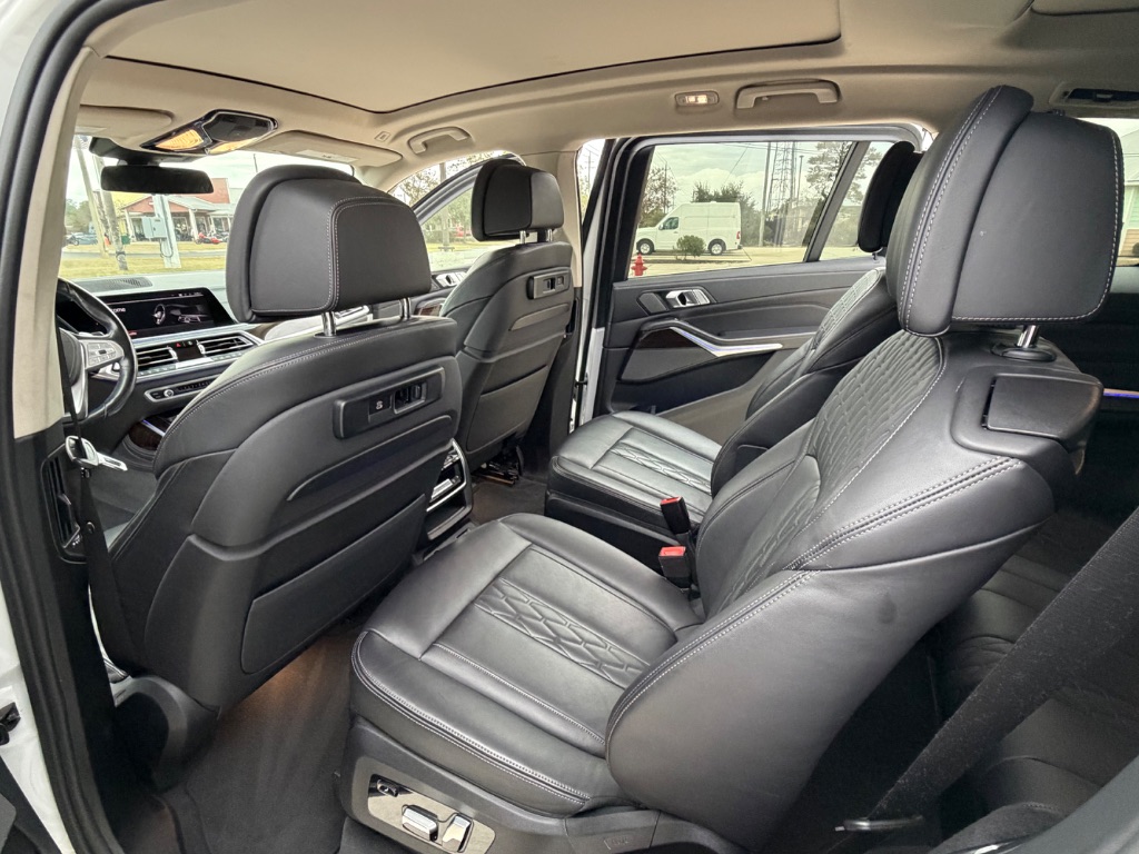 2019 BMW X7 - $27,999