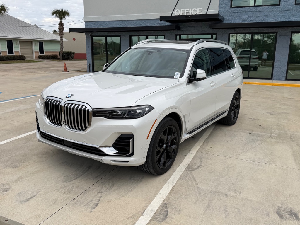 2019 BMW X7 - $27,999
