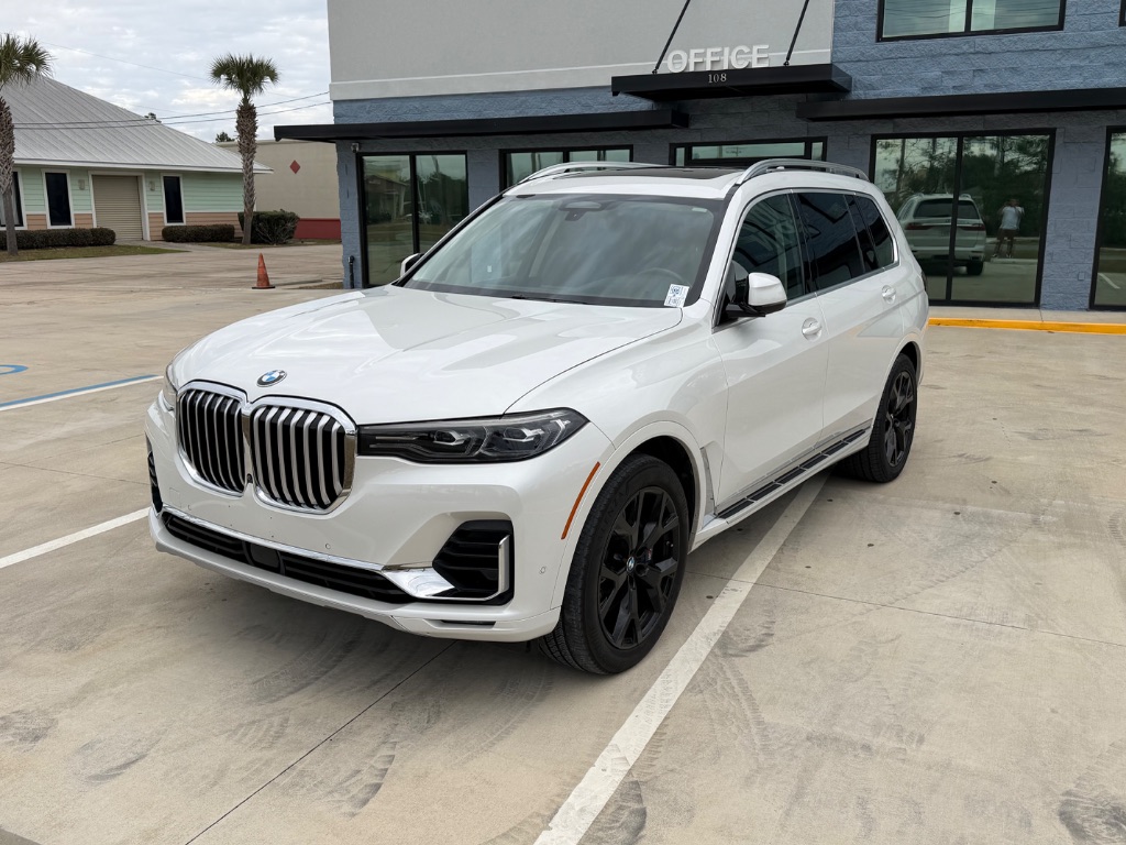 2019 BMW X7 - $27,999
