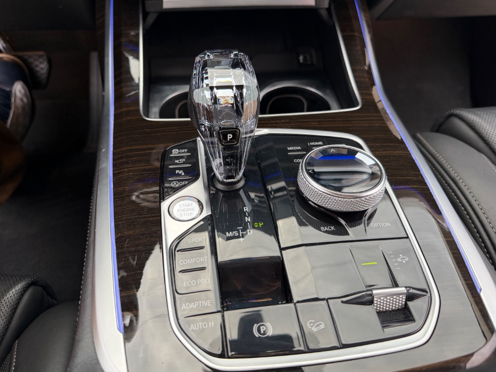 2019 BMW X7 - $27,999
