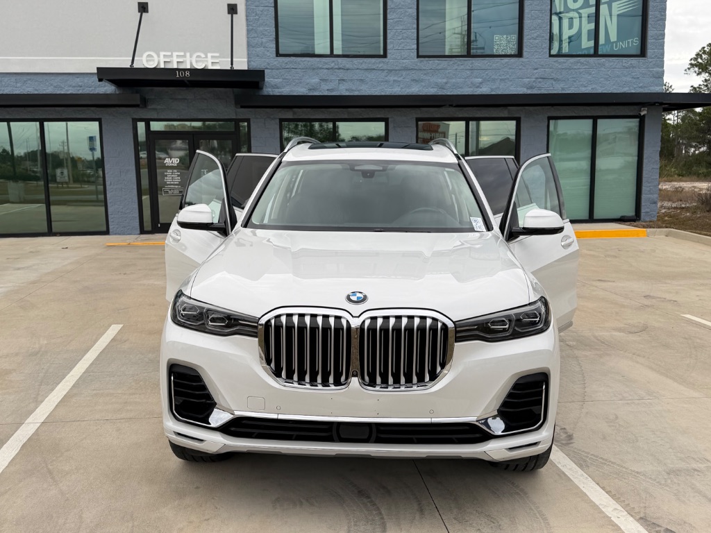 2019 BMW X7 - $27,999