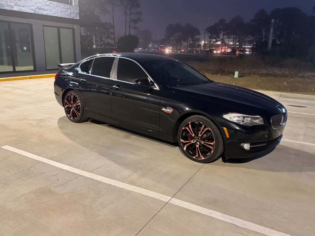 2013 BMW 528i - $9,899