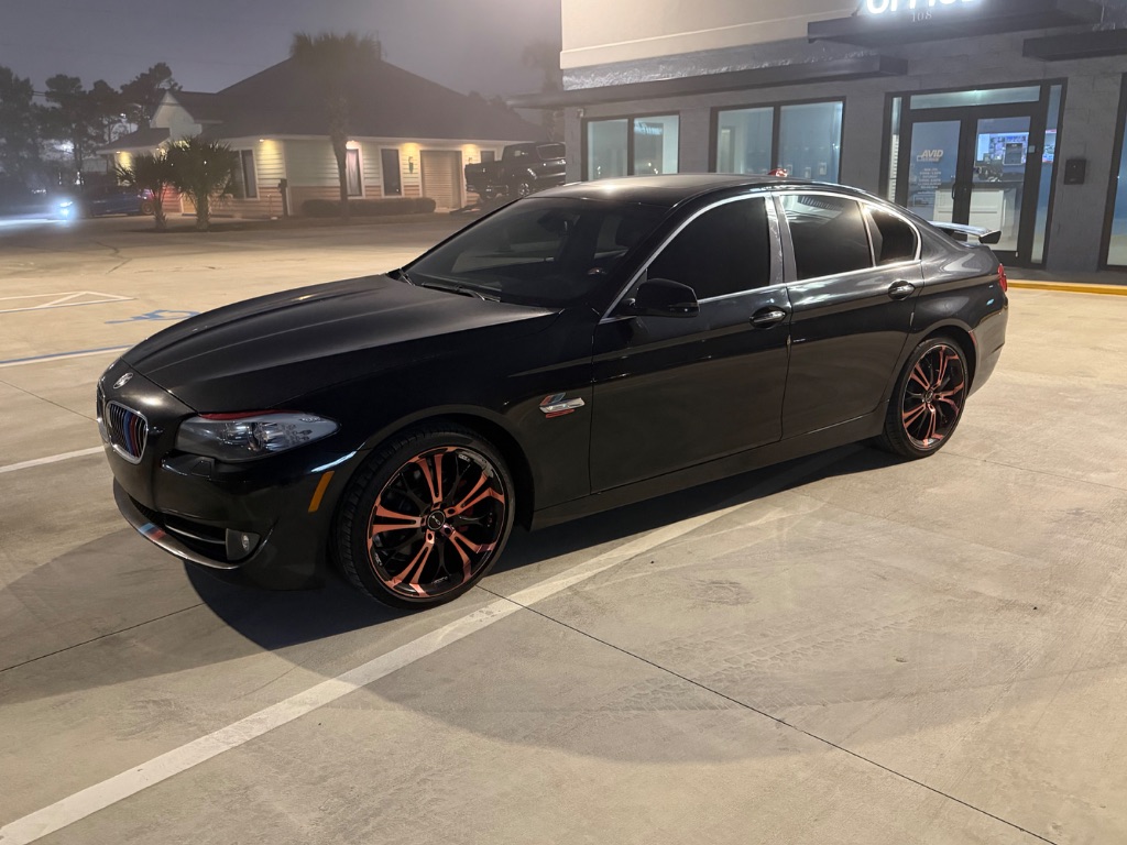 2013 BMW 528i - $9,899
