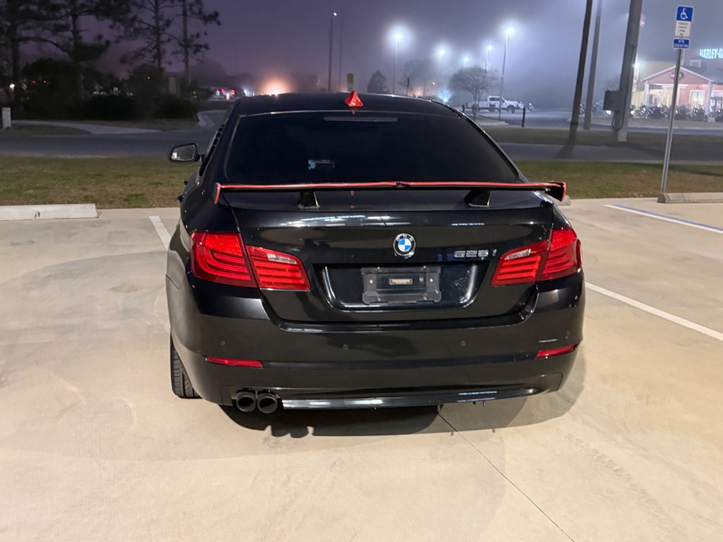 2013 BMW 528i - $9,899
