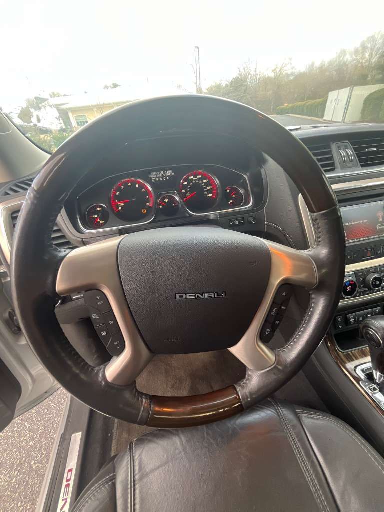 2015 GMC Acadia