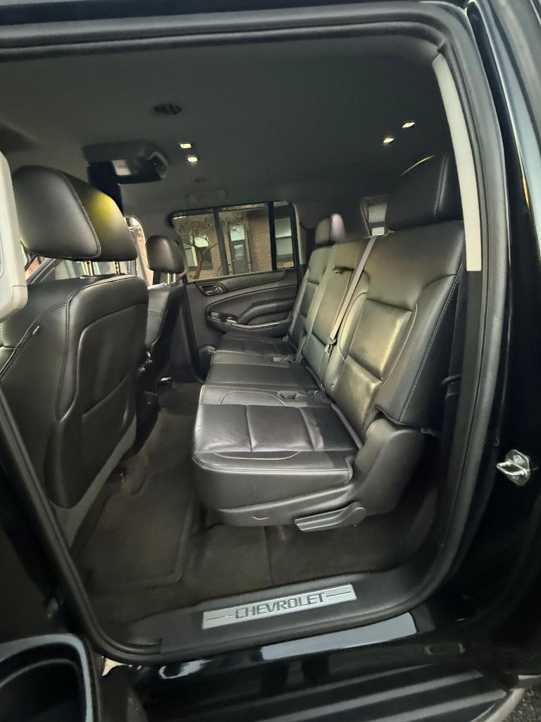 2015 Chevrolet Suburban - $14,999