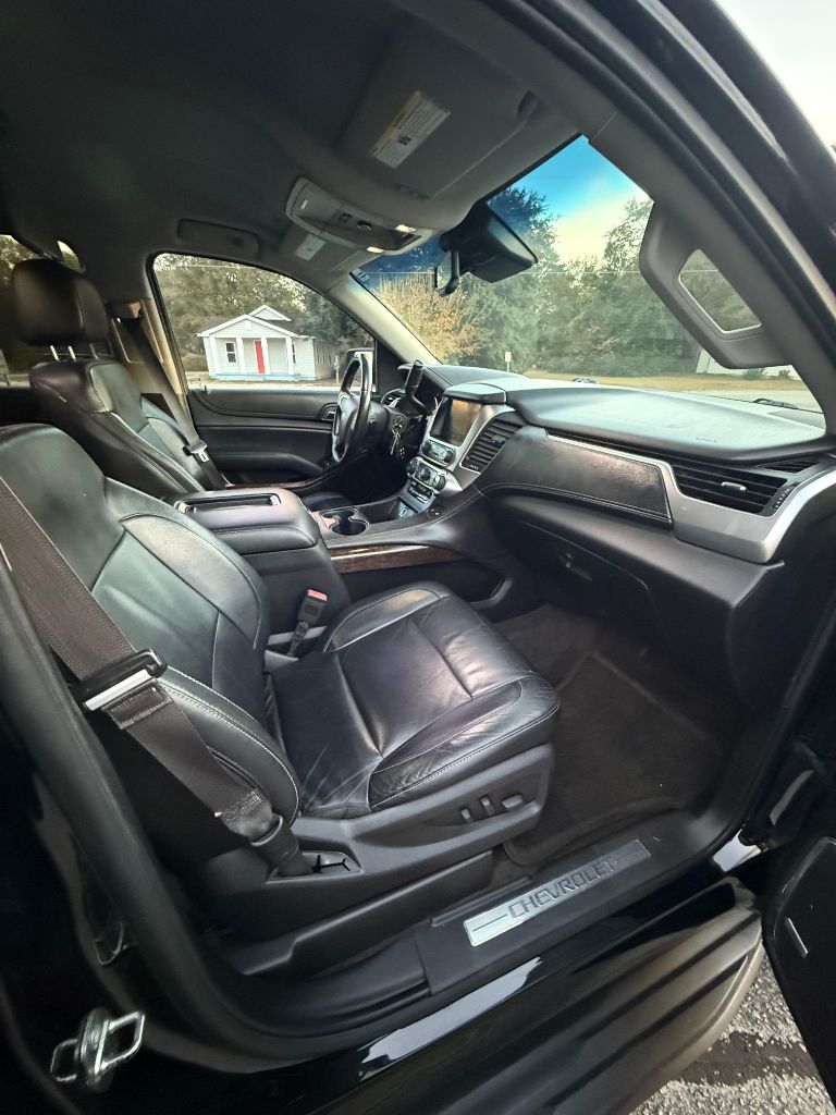 2015 Chevrolet Suburban - $14,999