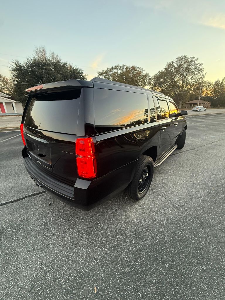2015 Chevrolet Suburban - $14,999