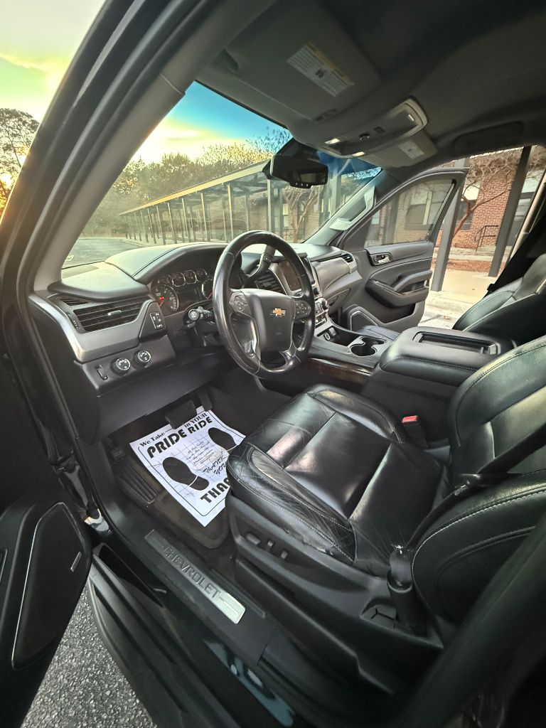 2015 Chevrolet Suburban - $14,999