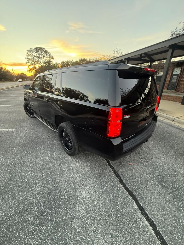 2015 Chevrolet Suburban - $14,999
