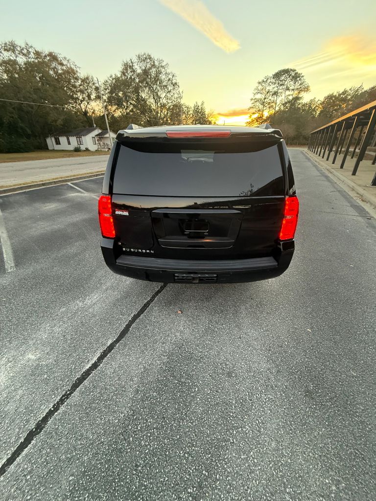 2015 Chevrolet Suburban - $14,999