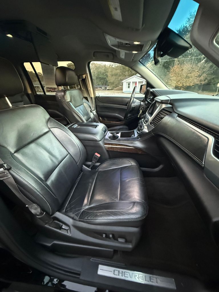 2015 Chevrolet Suburban - $14,999