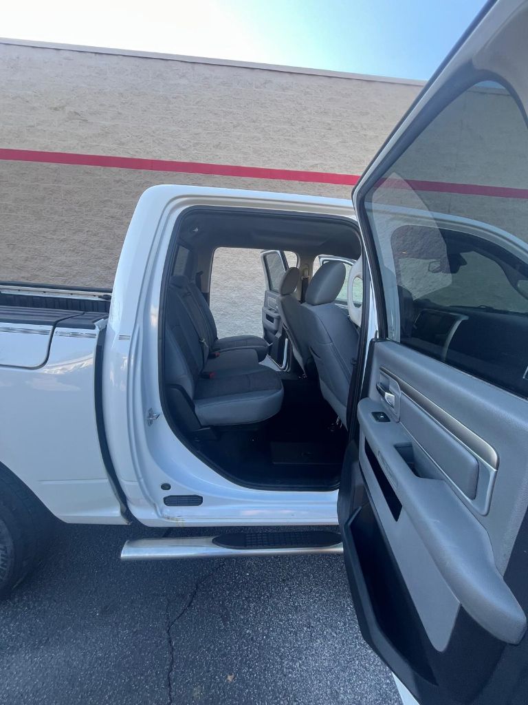 2017 Ram 1500 - $15,999