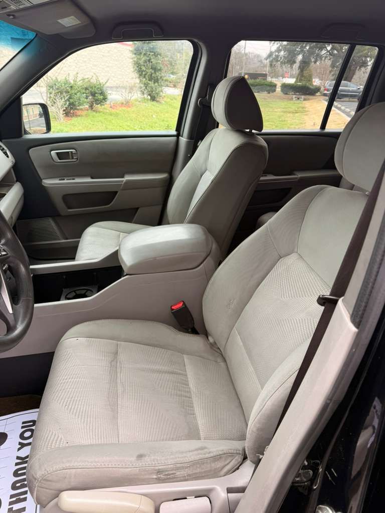 2014 Honda Pilot - $10,999