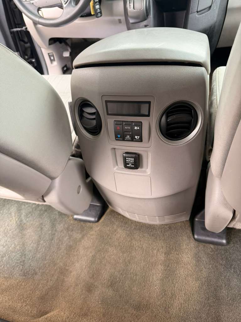 2014 Honda Pilot - $10,999