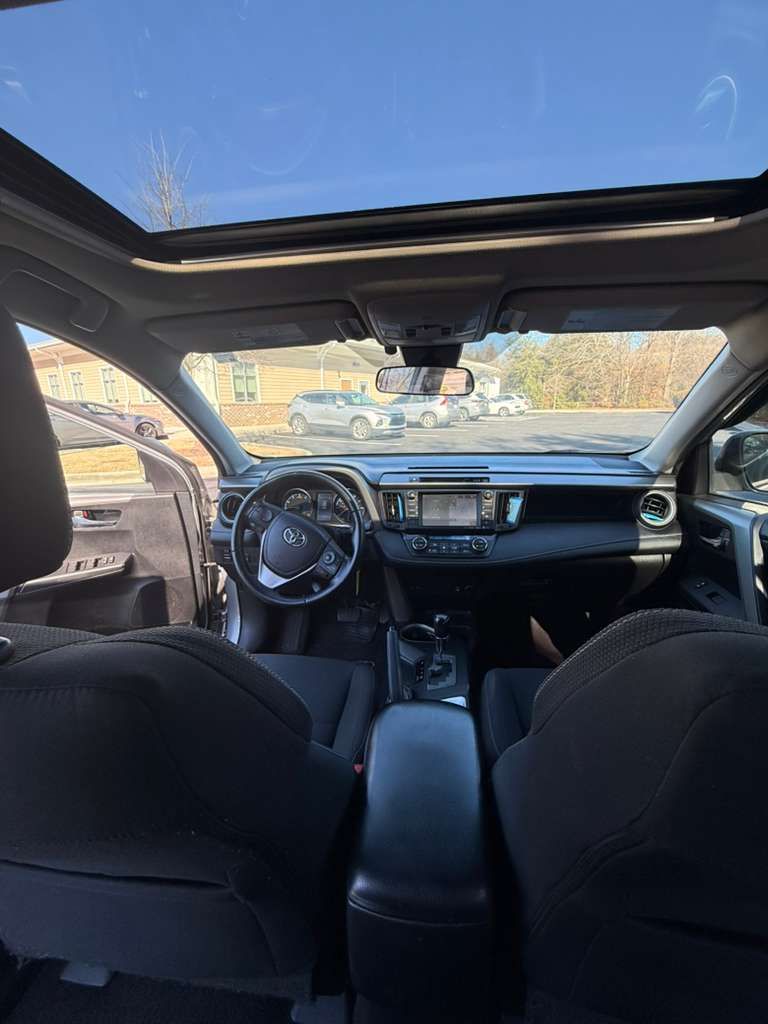 2017 Toyota RAV4