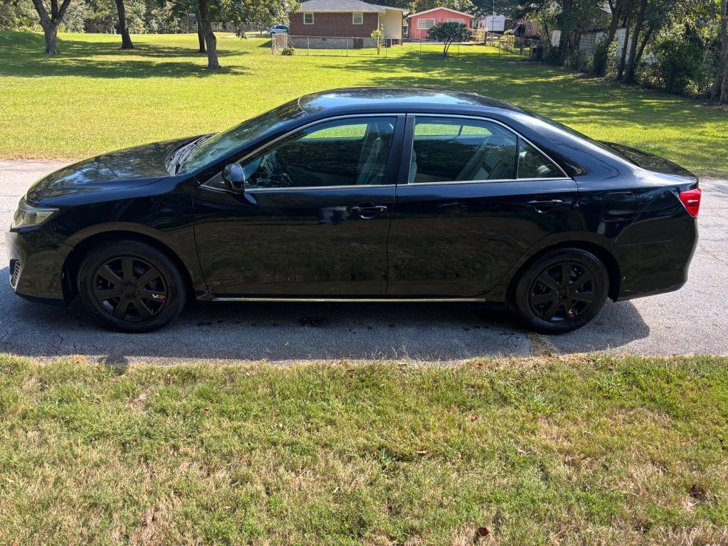 2012 Toyota Camry - $10,600