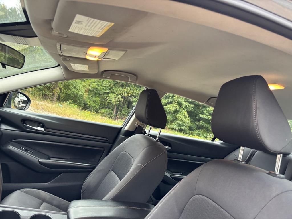 2022 Nissan Altima - $10,600