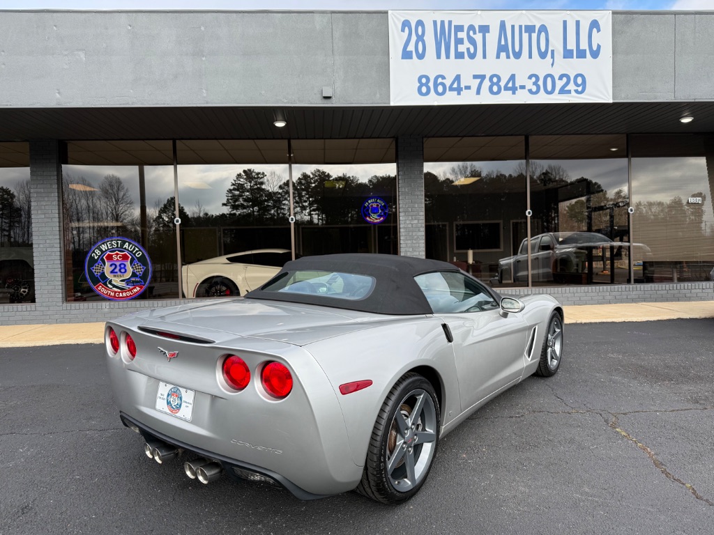 2007 Chevrolet Corvette - $20,950