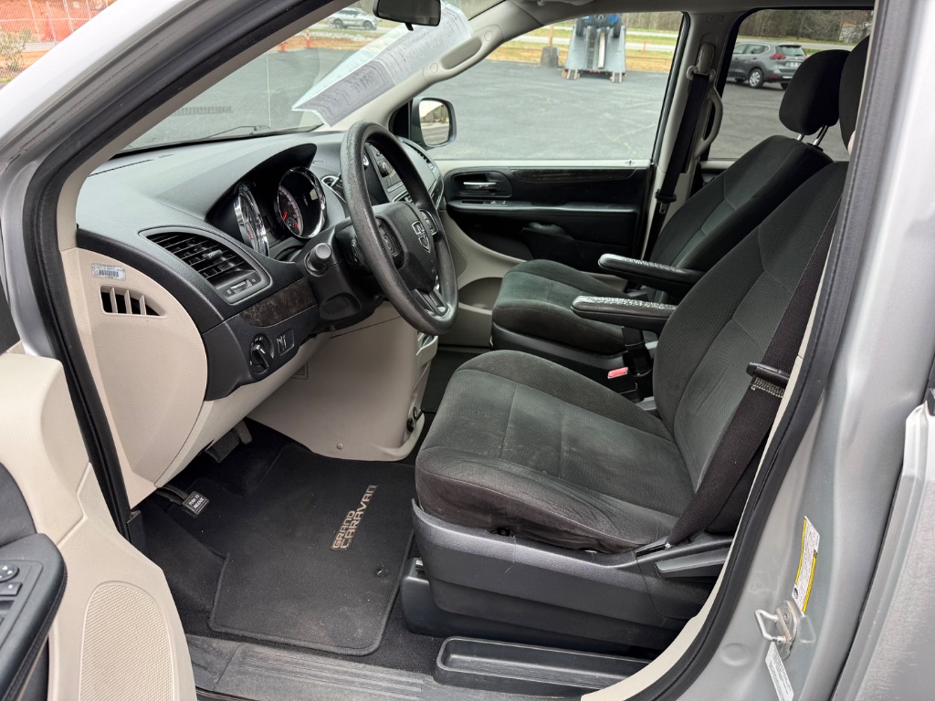 2012 Dodge Grand Caravan - $9,995