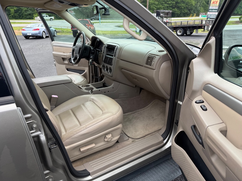 2003 Ford Explorer
