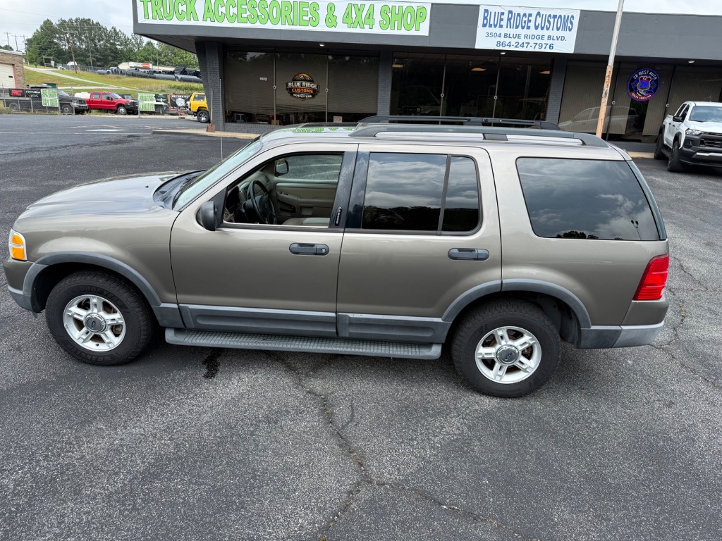 2003 Ford Explorer