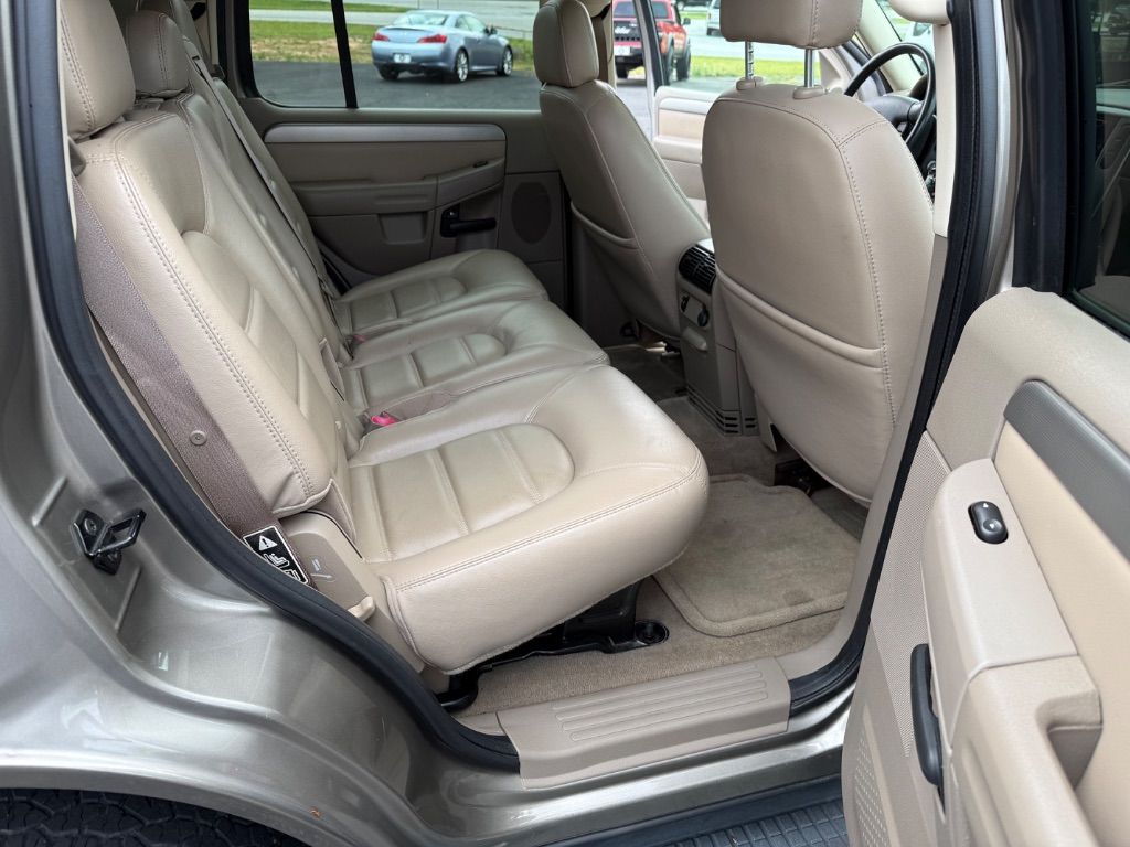 2003 Ford Explorer