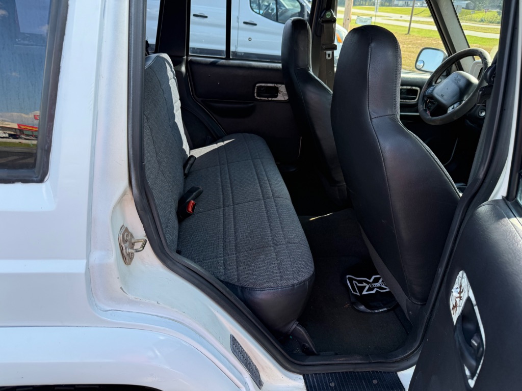 2001 Jeep Cherokee