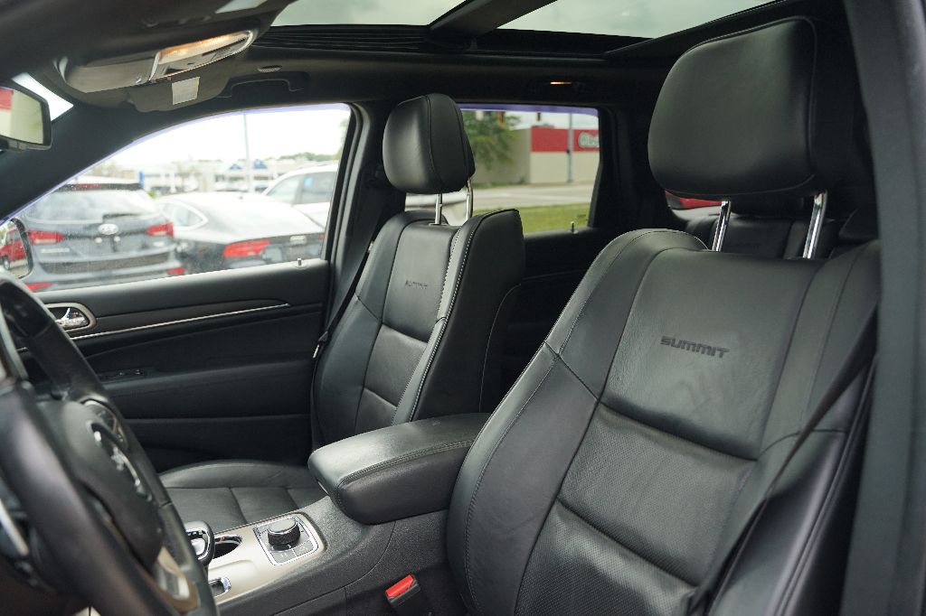 2015 Jeep Cherokee - $14,995
