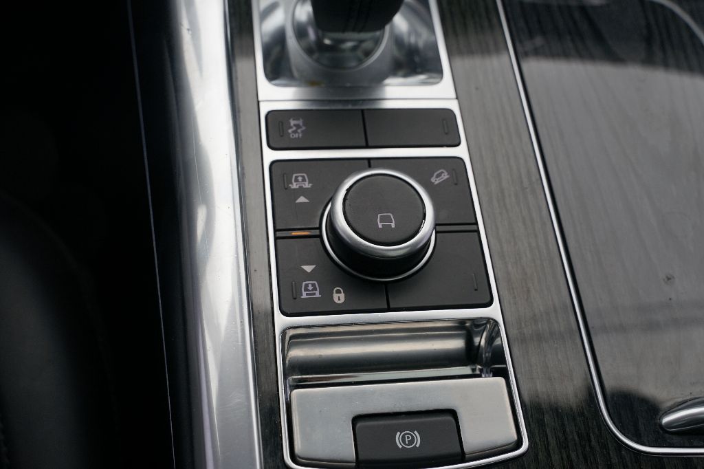 2019 Land Rover Range Rover Sport - $26,250